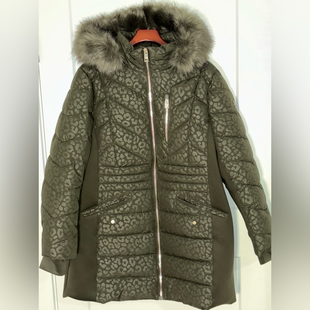 Michael Kors Women’s Coat Size 2X